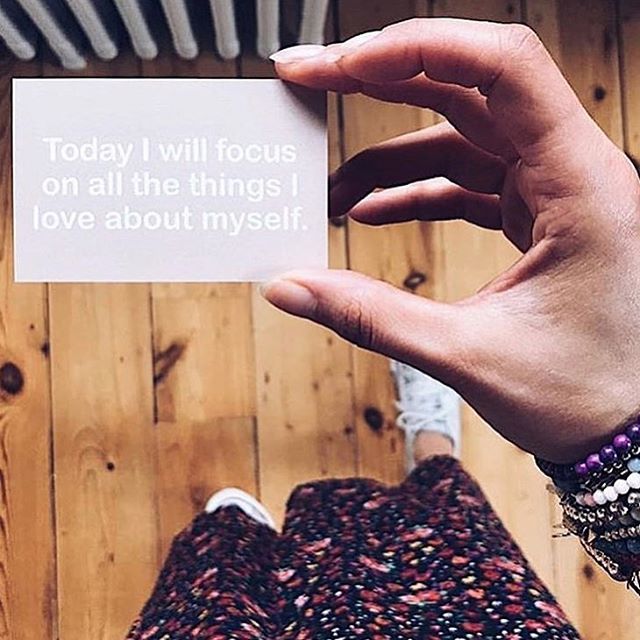 With all the focus on self care coming up at the @wellness_of_women_day this Sunday we’ve added our <a href="/theyesmummum/">Hollie de Cruz</a> cards to our sale so now 8 euros for the original pack, mum to be and a fab empowering kids pack too. Can’t wait to meet some of you IRL!!! … ift.tt/2xUccKm