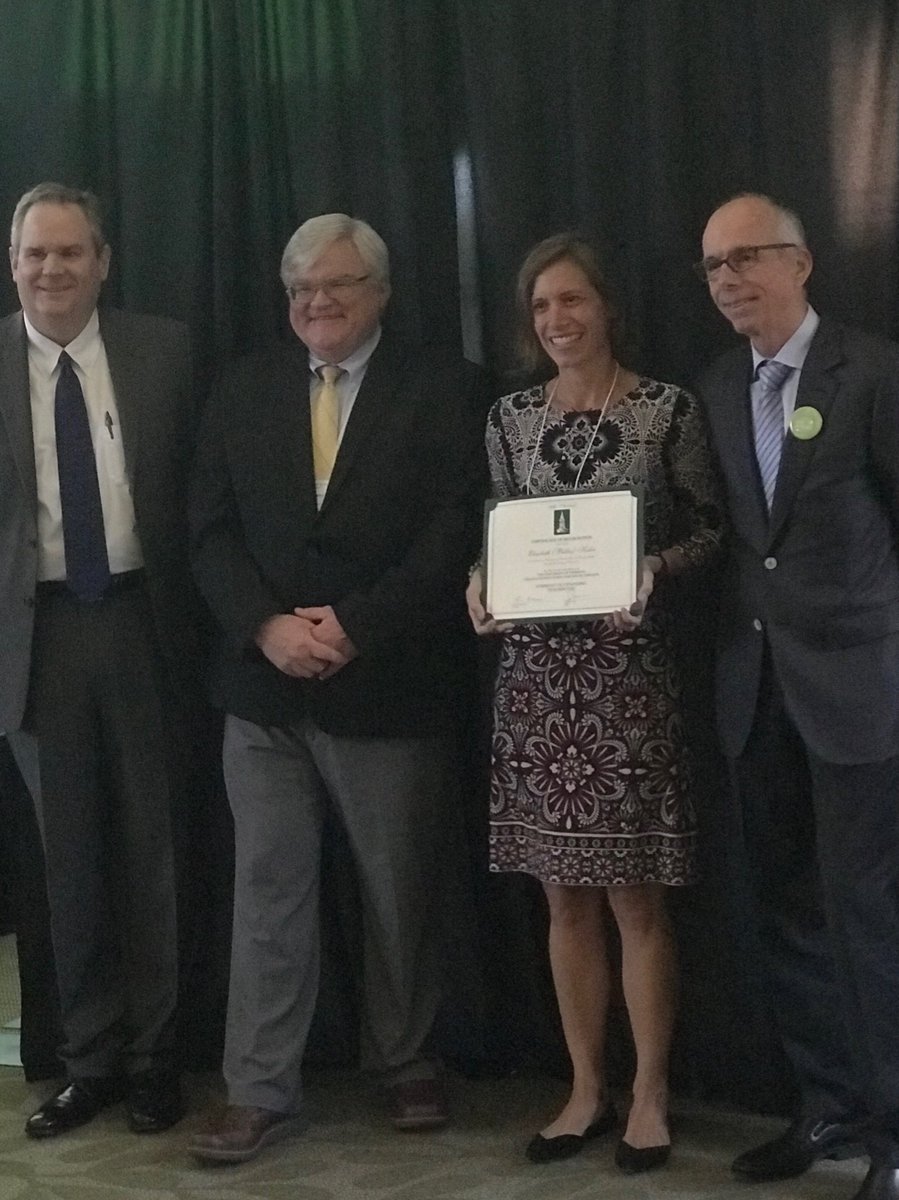 pjarnold15's tweet photo. Main Street Middle School Language Educator Bibba Kahn is recognized at UVM for excellence in teaching! https://t.co/ce1KHmX8j8