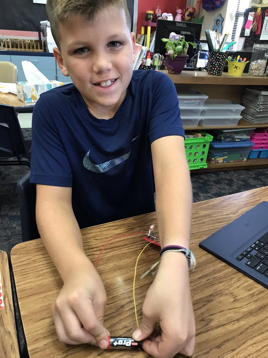 MsColemanSPE's tweet photo. Two wires, a battery, a light bulb, a five minute time limit and no teacher directions. They all got their circuit working within time. Awesome teamwork! They amaze me everyday! 💕 https://t.co/wsy8DSiNbt