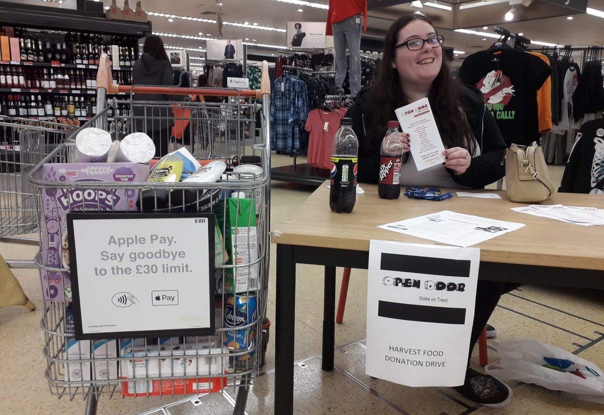 Thanks to everyone who came an said hi and those who offered donations to our food bank last weekend <a href="/sainsburys/">Sainsbury's</a> Hanley. <a href="/OpenDoorSoT/">Open Door S-on-T</a> #feedingthehungry #sharingameal #communityspirit