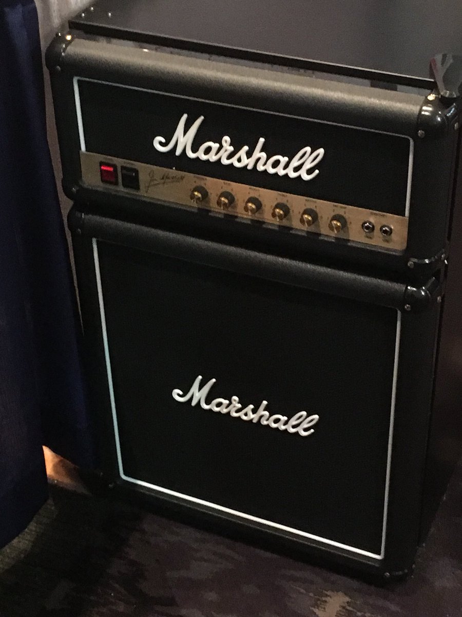 London Drugs tweet media