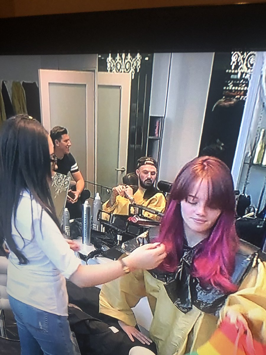davidoxley1982's tweet photo. The new faces of style bar @Tim_Rowson @RScarbo #stylebar #supersalon https://t.co/rzCm7aMqWO