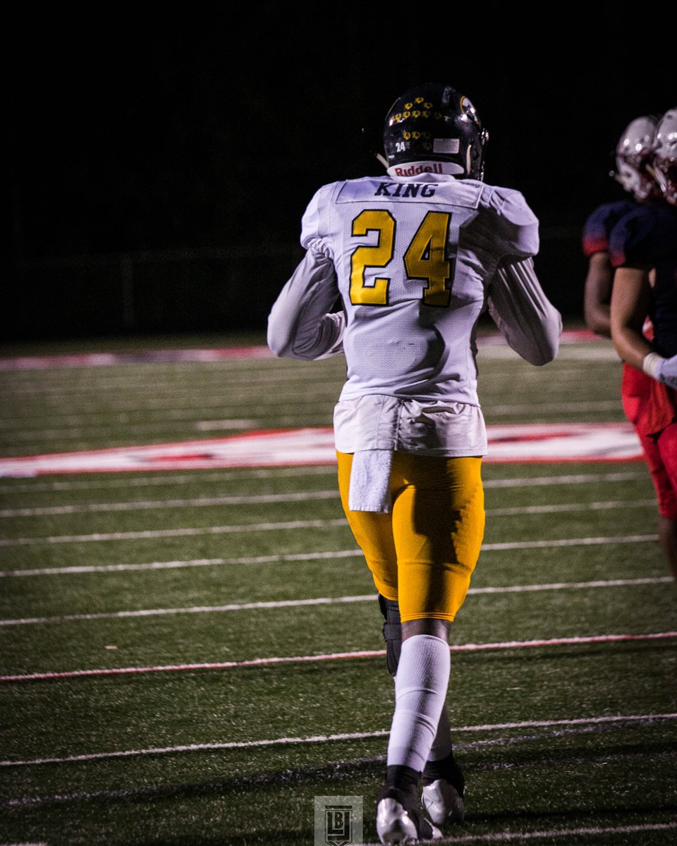 Leagueboundlif3's tweet photo. Got a chance to catch #Alabama commit @Lethal_Balller in action this past weekend #Georgiafootball #Atl #NFL #NCAA #Football #Leaguebound #sportsphotography #Actionphotographer #Atlvideographer #Atlphotographer #LeagueBoundLifestyle #WAVE #CatchTheWave #Evolvingvisuals https://t.co/mA49z1yU3U
