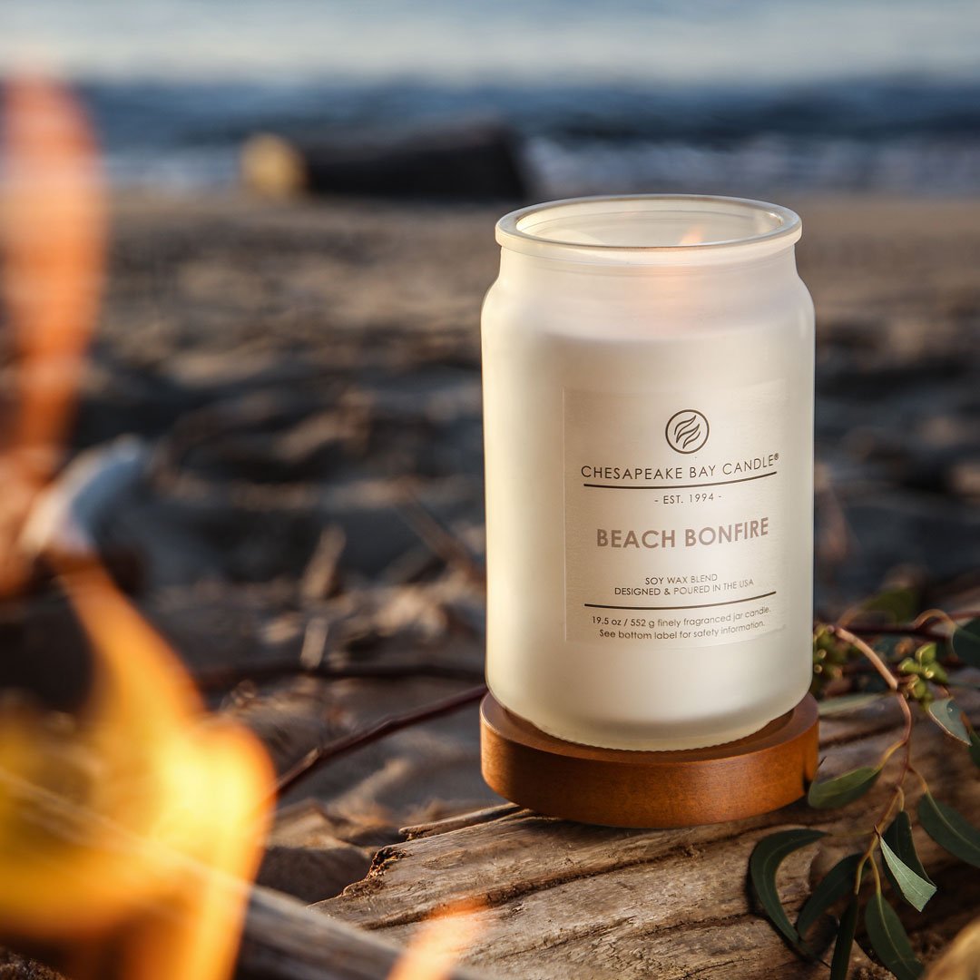 CBayCandle's tweet photo. October has arrived🍂🍁🎃, and we are starting the new month with Beach Bonfire, the new fall fragrance from our Heritage Collection now available on Amazon: https://t.co/3nf6921mFd
#cbcheritage #fall #fallcandle #fallfragrance #falldecor https://t.co/roAk15UCSl