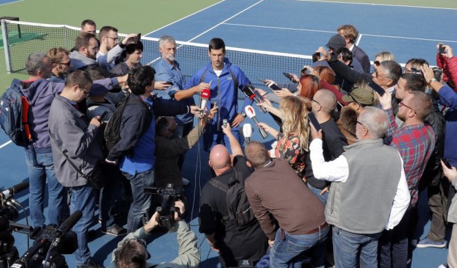 Nibman's tweet photo. As busy as usual, but also quite a fun and interesting day with #novakdjokovic https://t.co/5cFGIsHBnM