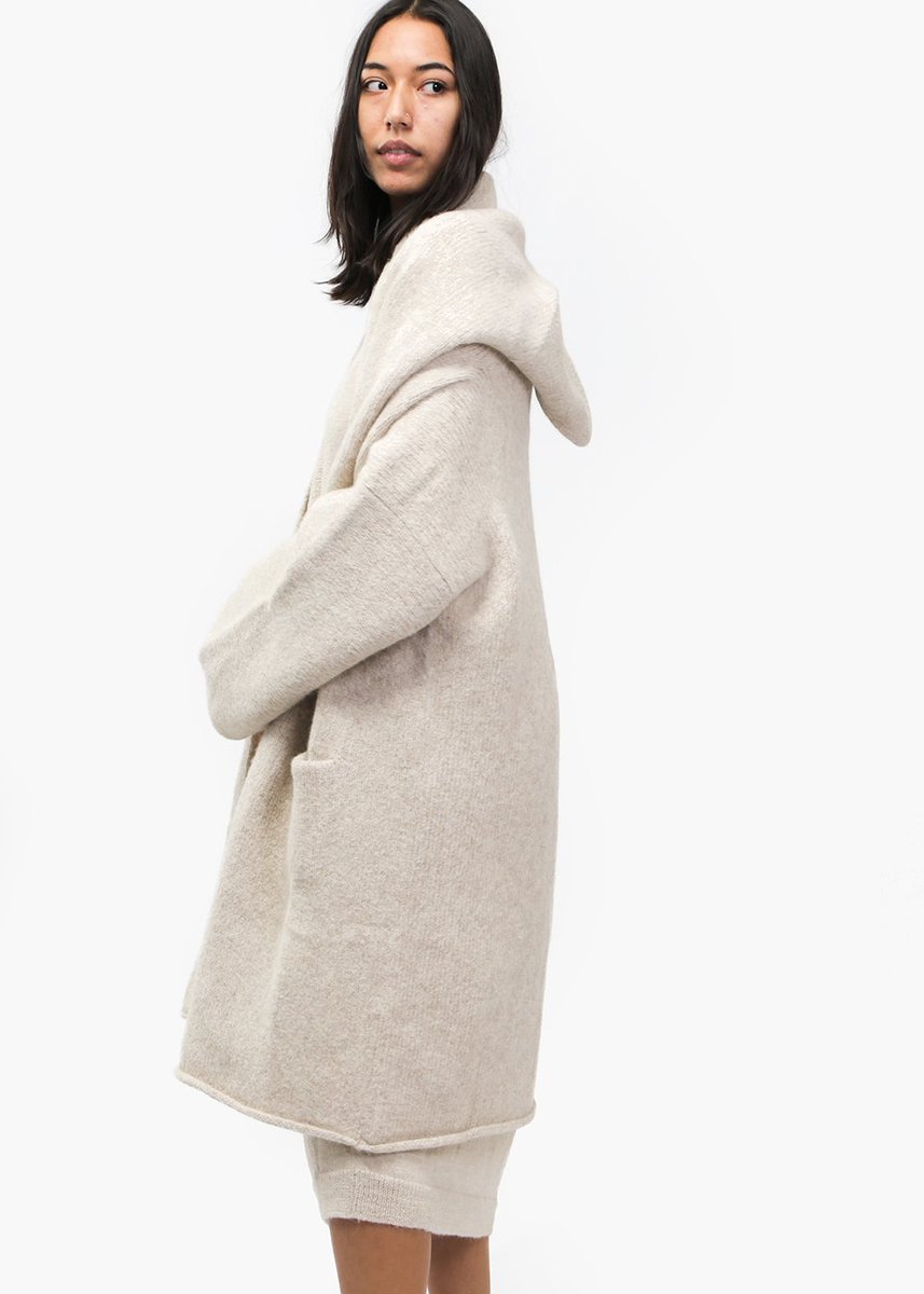 Psst, we have some new things – Shop all new Lauren Manoogian and Pansy bras online > newclassics.ca/collections/ne…