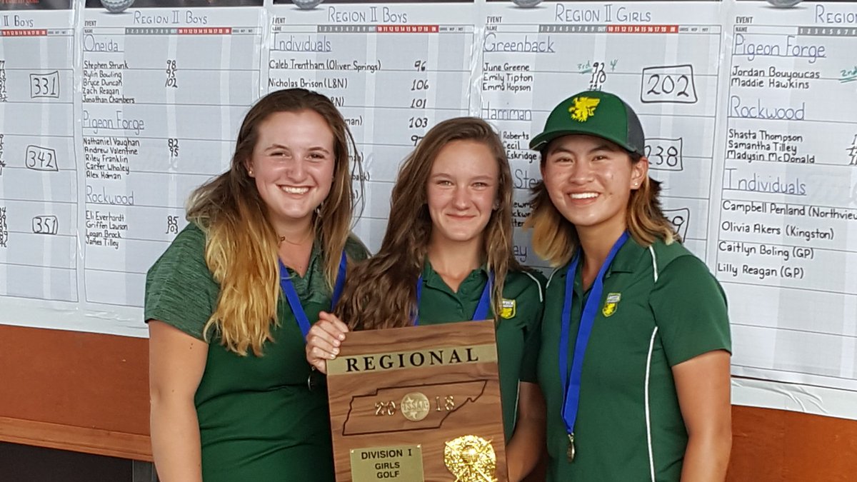 MarkWaxmonsky's tweet photo. @LNSTEMAC girls golf team region champs. @TheMNewman individual region champ. @LNSTEM_Golf @5StarPreps @prepxtra https://t.co/R0MKtzbRO7