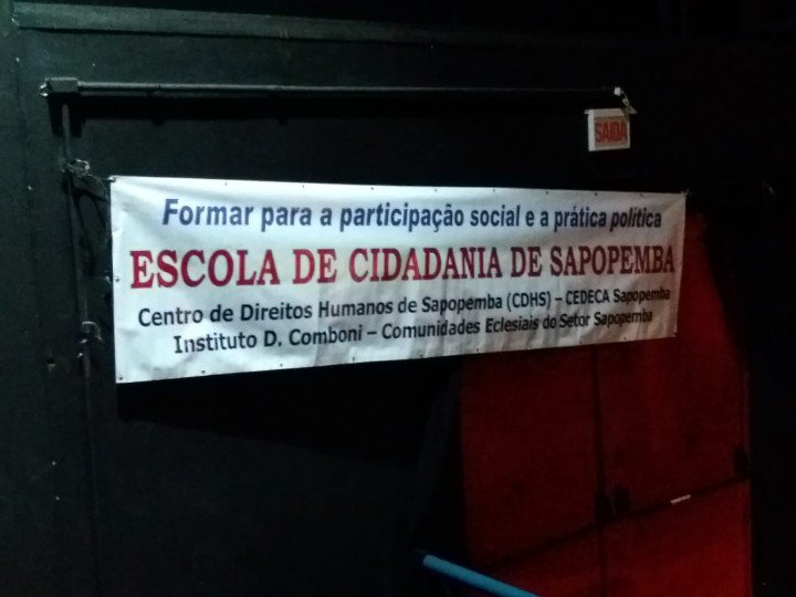 hill_stories's tweet photo. The More Earth Will Fall screening tour of Brazil rolls on. Lots of tears and hugs (again) at Friday's screening by CEU CEI Rosa da China at the Escola da Cidadania. 

#moreearthwillfall #documentaryfilm #documentary #saopaulo #favelas #humanrights https://t.co/j66B06oeXe