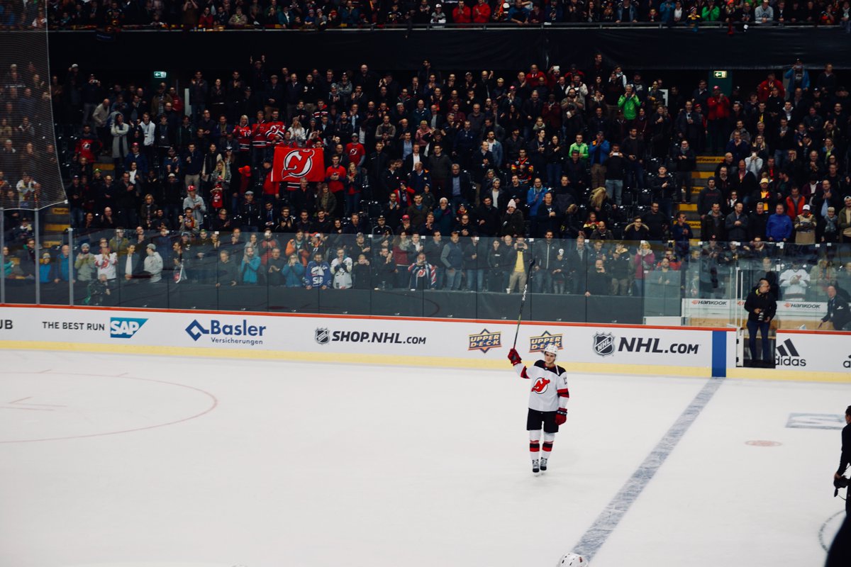 nicohischier's tweet photo. I will never forget this moment and game. Thank you, Switzerland. Thank you, @scbern_news. #homesweethome

#DevilsGoAbroad | #NHLGlobalSeries https://t.co/dZIl6DAUTm
