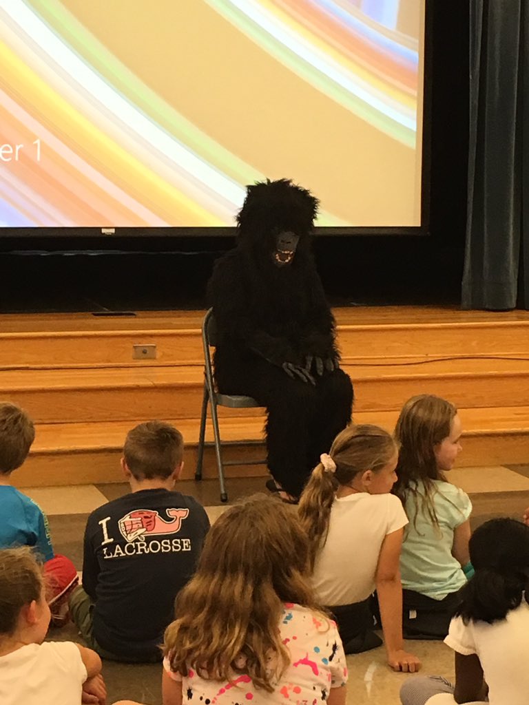 allABTteaching's tweet photo. 4th grade had a special guest today to help kick off our novel... The One and Only Ivan! Students got to interview Ivan himself and we are all super excited to begin reading the book tomorrow! 😄📚 @4HaferlRocks @UESPrincipal https://t.co/akOFBtooIZ