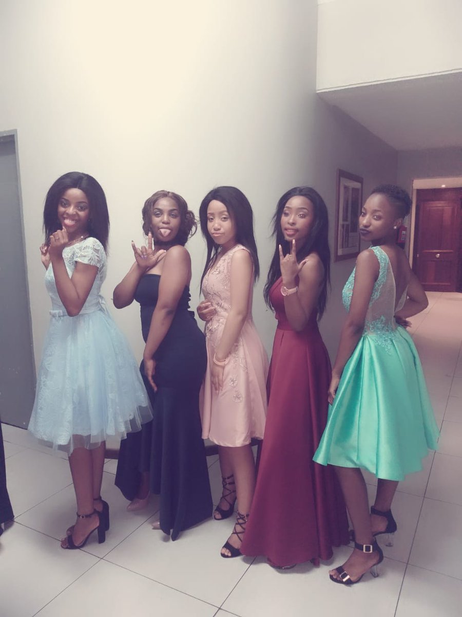 TroubleAngelic's tweet photo. Matric Ball things💓 https://t.co/Mcu5bwv8oT