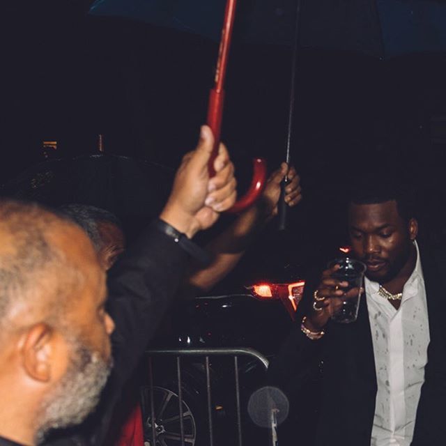 MeekMill's tweet photo. I can only give my heart to the realest 😁 https://t.co/Cf8H7F4qON https://t.co/4O3X7hk9Do