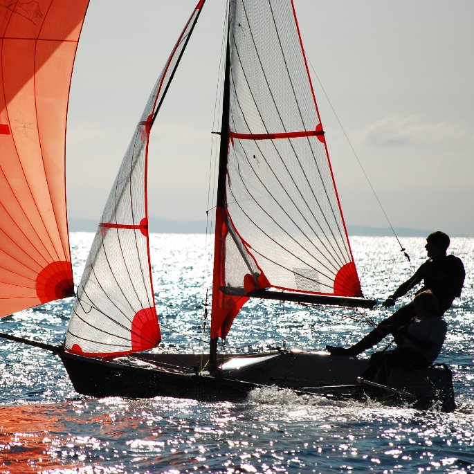WestVanYC's tweet photo. Reminder to all dinghy sailors: early bird rates for the 2018 Pumpkin Bowl Regatta ends Tuesday, October 2nd at midnight. Make sure to register early and you will also have your name entered into the early bird prize draws!!! #PumpkinWVYC 📷: Barry Ford https://t.co/qWEsSDZLLl