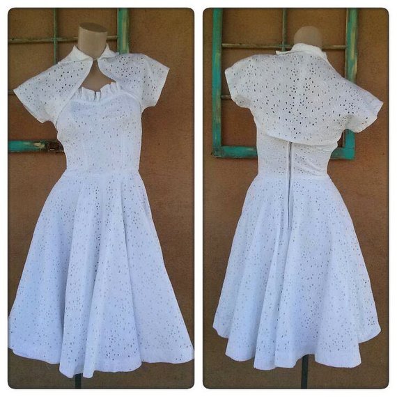 Vintage 1950s Strapless Dress Bolero Jacket Eyelet 50s Party Dress B 34 W 24 #bridal #WhiteDress #GraceKelly #eyelet #WeddingDress #lolita #strapless #50sPartyDress #CroppedBolero #MaidOfHonor 
$165.00
➤ goo.gl/iJCdaq
via @outfy