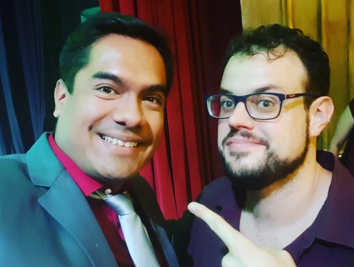 arnaldolopezok's tweet photo. Me llevo esta selfie de recuerdo con @IsraelGuerrero_ de #emprendersalta2018, tremendo evento de @SJESalta en #salta... La felicidad es inconmensurable, aprender más de #Emprendimientos y a ser mejor #Emprendedor es el motor!! Vamos por más!!! https://t.co/al2oAR9oZ7