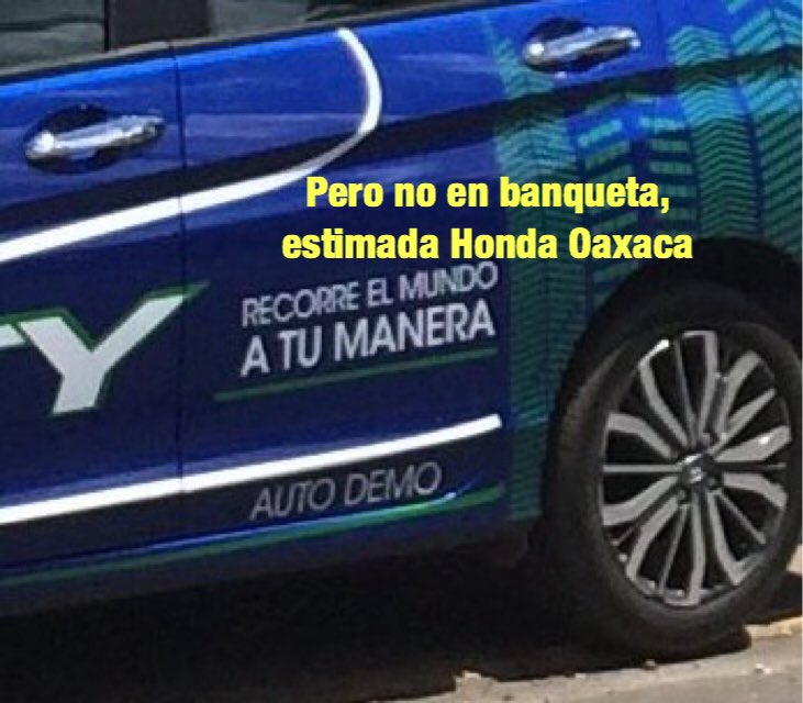 PeatonVigilante's tweet photo. #Banqueteros
Hoy candidatos #RinDeOro:
#Personas, #Policías, #OficinasPúblicas, #DIF, #FundaciónFucam y un gerente @HondaMexico Oax, haciendo lo que mejor piensan (según ellos) que es práctico.
Vía @guillermogomji @procororuiz @JohanOVG @rolandofotooax https://t.co/ZDuMtyjxaJ
