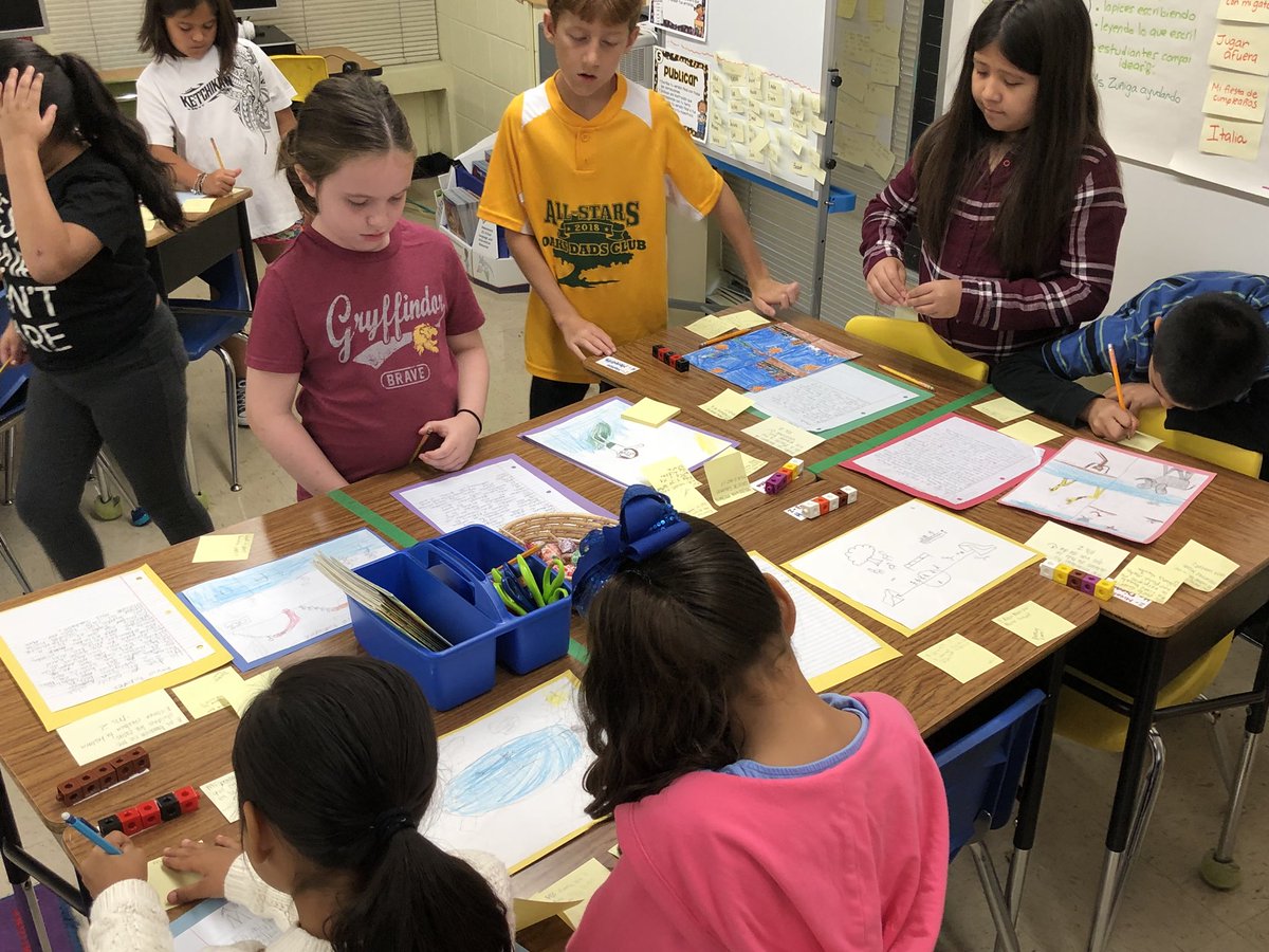 michaelnigglijr's tweet photo. Great things happening at Durham ES. Students having a publishing party, a great way to celebrate student work. Future Rams! π @AmyPoerschke @DurhamES @Jason_Bernal1 @Drjlarredondo @WaltripRam https://t.co/jqrlzHjIPU