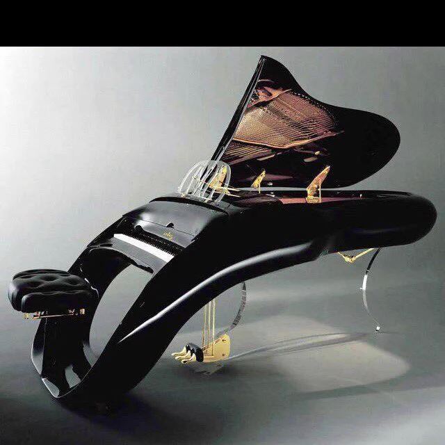 ローランドのピアノが未来感ゴリゴリでカッコいいww