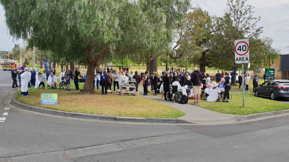 HOSPITAL EVACUATION Epworth Hospital in Hawthorn has been evacuated by