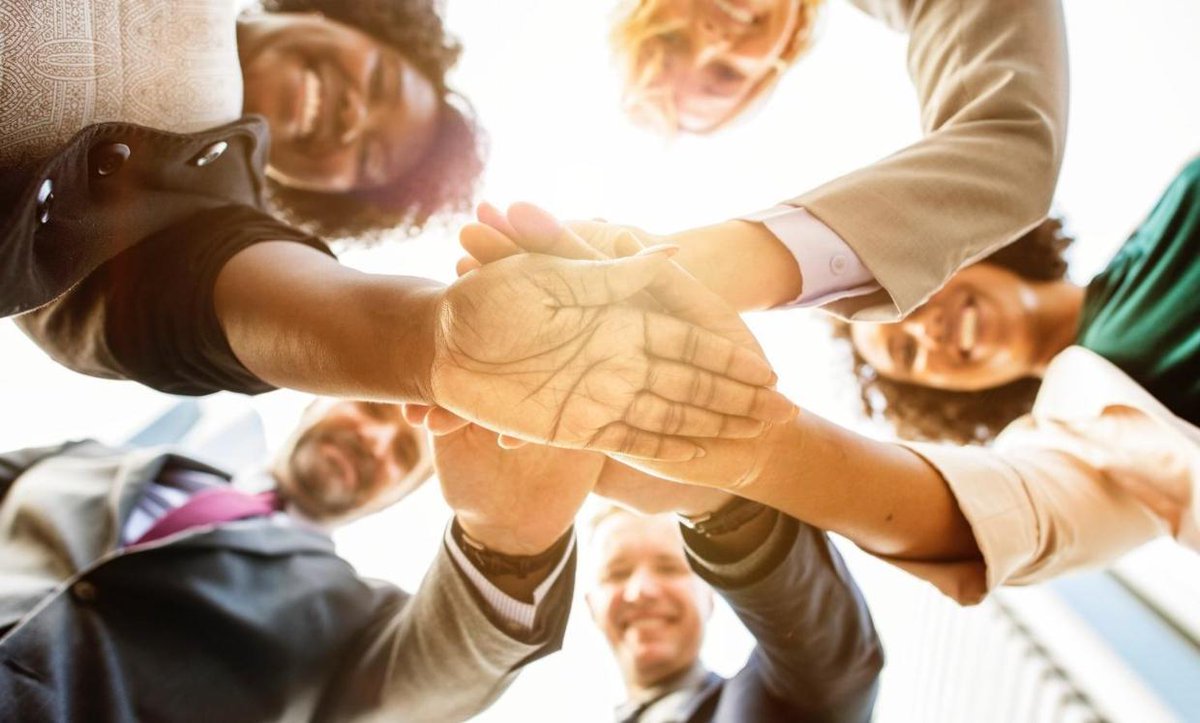 PaulRosenberg_'s tweet image. 6 Team Building Activities That Build Camaraderie buff.ly/2mcEMRd #TeamBuildingTips