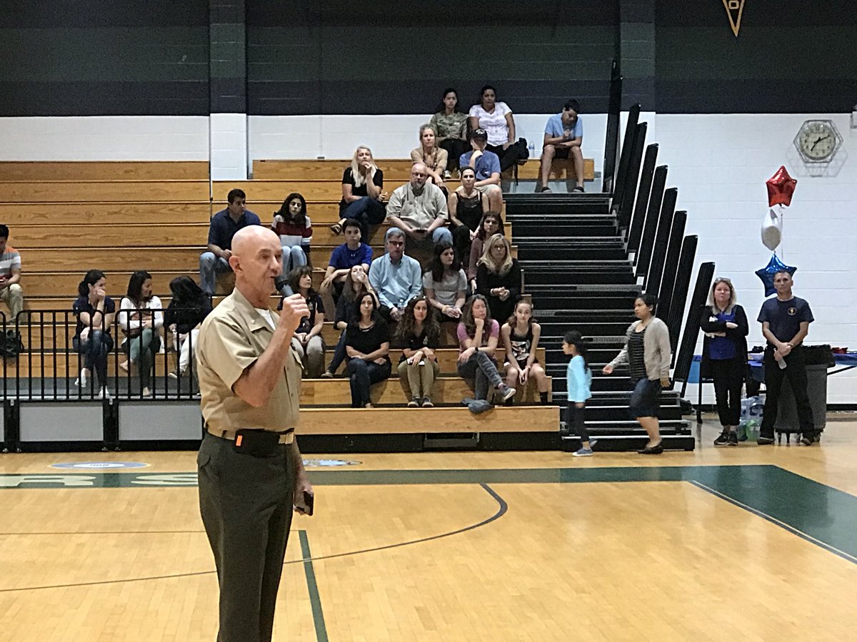 CNHS_Cougarnews's tweet photo. Major Penczak &amp; Cadet Commander Nicole Dado opening our class of 2023 NJROTC open house. Welcome to all of our potential cadets. #theregional @odeducate #cnhs https://t.co/7MieAZou7M
