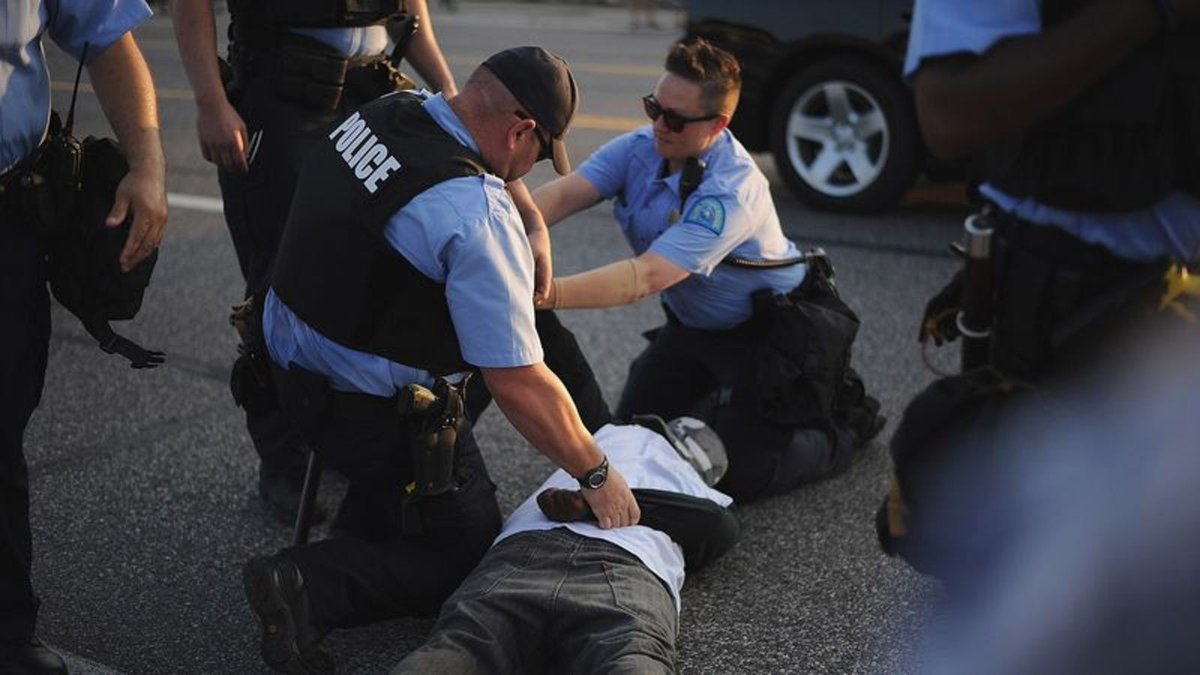 Report: 79% Of Minority Suspects Receive Miranda Rights While Unconscious trib.al/205RUPD