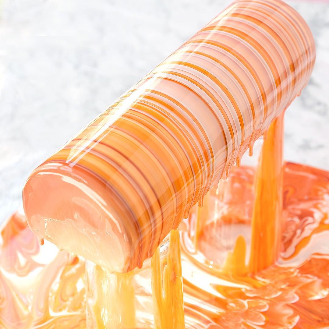 kseniapenkina's tweet photo. 😍
#byhaute
#hautecolors
#kseniapenkina #chefstalk #dulcypas #sogoodmagazine #vancouver #vancity #yvr #vancityhype #cakedecorating #mirrorglaze #pastrychef https://t.co/woIrpYyadq