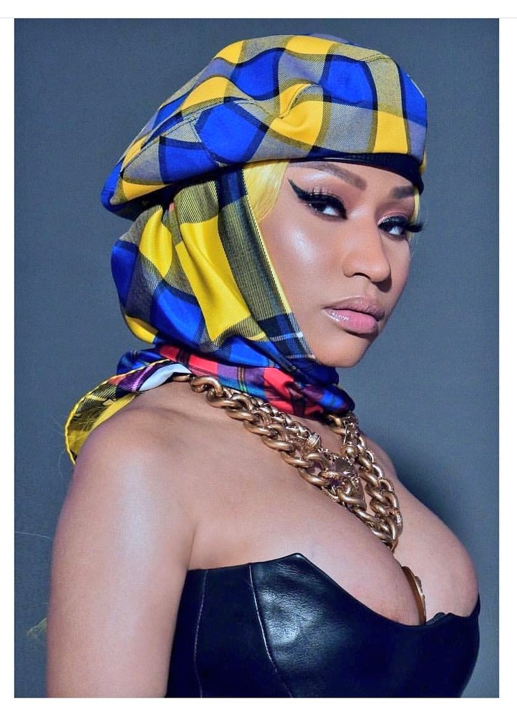 Los10HitazosOye's tweet image. El grupo británico @LittleMix viene con todo y el próximo 12 de octubre sacará su nueva canción #WomanLikeMe junto a la extravagante @NICKIMINAJ ❤️🔥🎶🎸💥💅🏼🙌🏼👏🏻

RT Si también gritaste de emoción 😱😱😱
#NewMusic #Song #Queen

@Oye897
@OyeAlbert897