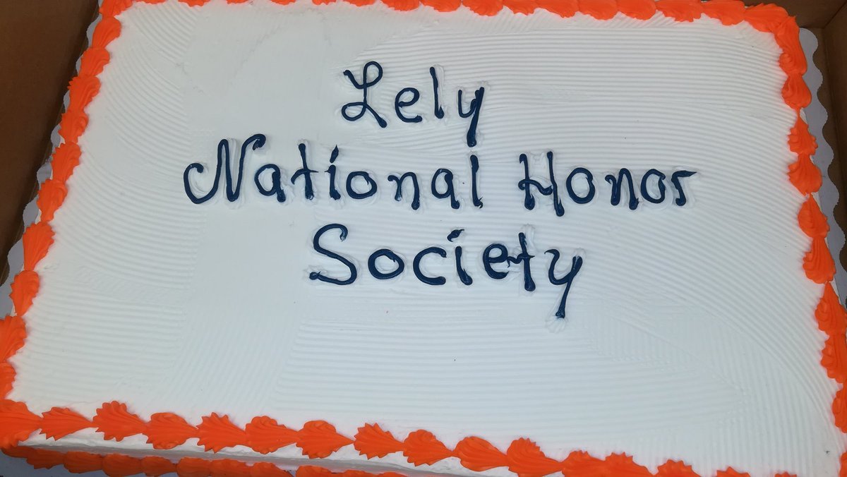WeAreLely's tweet photo. Great night celebrating the new Lely HS National Honor Society Inductees! Congratulations! #WeAreLely @collierschools https://t.co/V5gAAHp7Dk