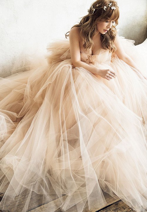 Ya en japón es 2 de octubre !! 
Happy Birthday to my queen ayumi hamasaki 