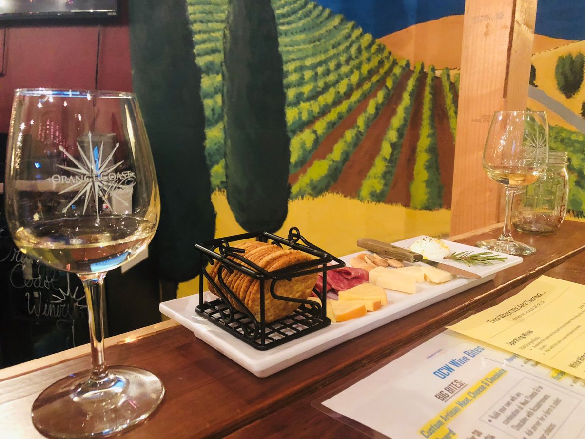 ocfoodiemama's tweet photo. What is your favorite #winery in #OrangeCounty ? #wine #winelover #sauvignon #cabernet #ocwine #whitewine #redwine https://t.co/MdiQR3LlAq