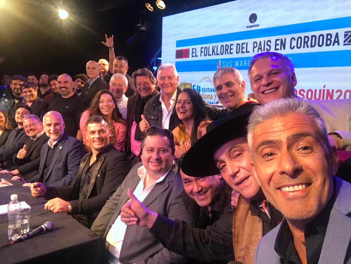 valenigonzalez's tweet photo. Así se presentó en @LaTrastiendaBA, "Juntos, el folklore de país en Córdoba" con @FestivalJM y #Cosquin , y con los grandes representantes de la música popular #Chaqueño #LosCarabajal #Peteco #LosTekis #EmiZerbini #LaCallejera #Galleguillo #OnofrePaz #LaBrujaSalguero, entre otros https://t.co/aEfONCsafy