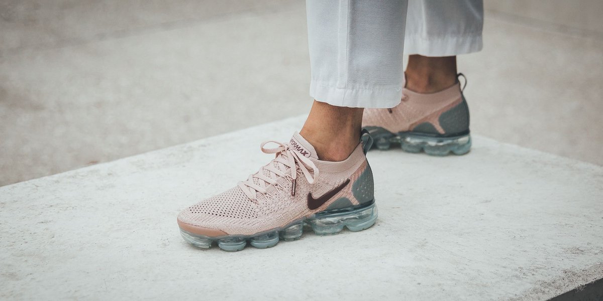 vapormax flyknit 2 particle beige