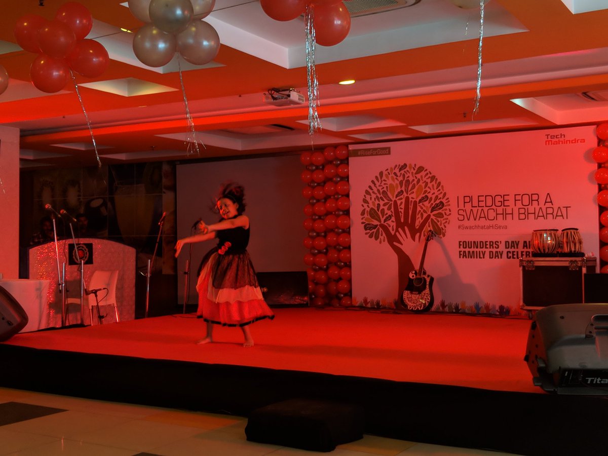 tech_mahindra's tweet photo. Celebrating Founder's Day of our group #passion,  #purpose and #people !  Glimpses of proud smiles with families,  kids, saplings n sustainability at #TechMNoida campus with @rahulshand. #RiseForGood Rise Forever ! @C_P_Gurnani @anandmahindra @MahindraRise 👍👍 https://t.co/ufCoOtIYhi