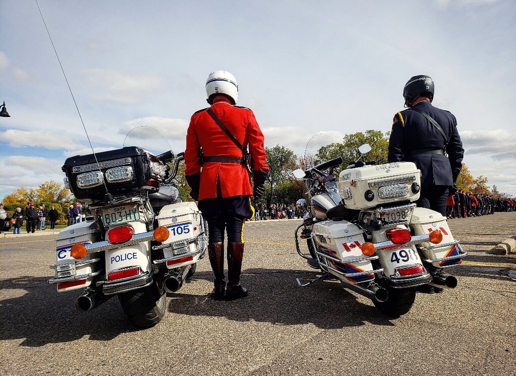 SPSTraffic's tweet photo. One last group of pictures from Sunday’s Police Memorial. These are too nice not to share. #SPPOM https://t.co/7YwiVXGfgw