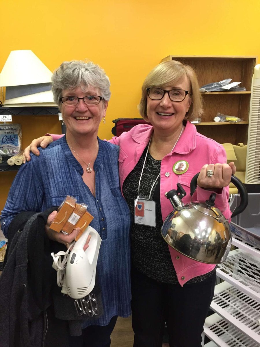 EileenCity's tweet photo. I had the chance to see my old friend and fellow Watson Laker, Judy Couture while volunteering at the Whitehorse Yukon Community Thrift Store yesterday. #lovetothrift #thriftstorequeen https://t.co/GUwSWNRo1B