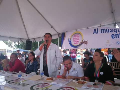 RegionMetroDC's tweet photo. Autoridades de la  Región Metropolitana DC y OPS , con mega movilización de prevención clausuran Semana de Acción contra los Mosquitos. https://t.co/1t9G9lZGkF
