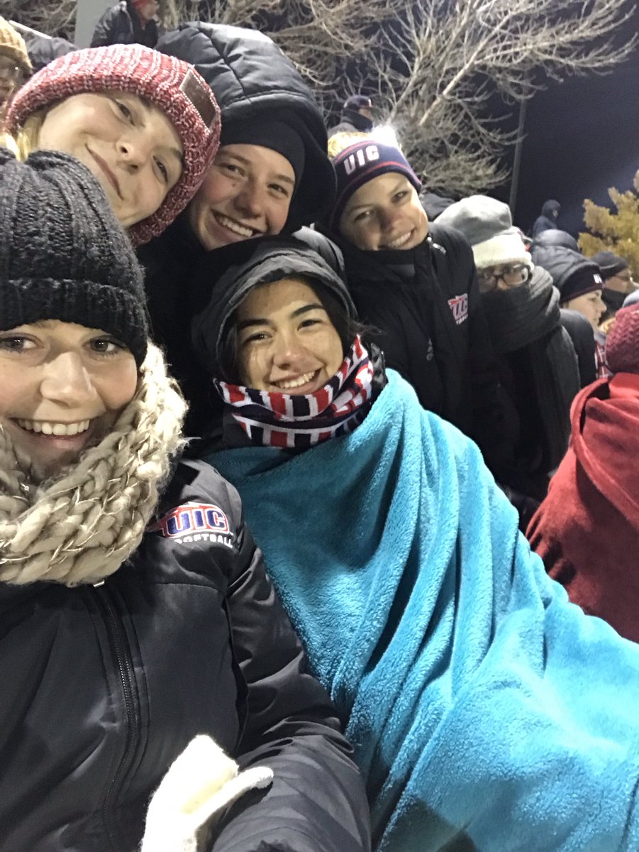 lexiwatts01's tweet photo. I am Lexi Watts and I am a Softball player. I am also a daughter. I am a kinesiology major. I am a nutrition minor. I am a friend. I am more than a student athlete!  #NCAAInclusion #HLSB #itsUIC #UICsoftball @uicflamessaac https://t.co/SOIvPDjRMf