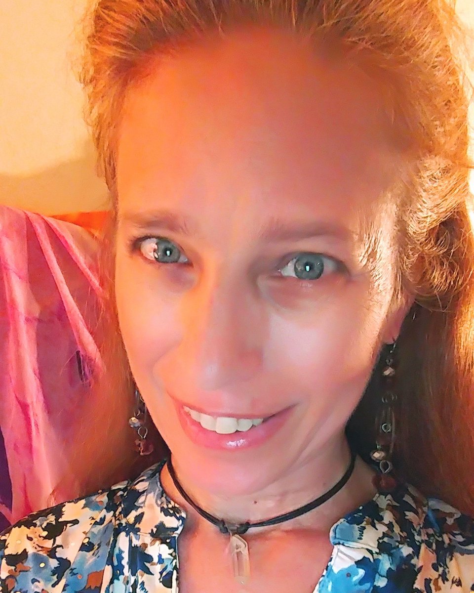 RhondaGrace1's tweet photo. #Magic is believing in yourself, if u can do that, u can make anything happen
#Goethe

#RhondaGrace 
#beliveinyourself❤️ 
#gypsysouls #selfielove❤ 
#pacific_northwest 
#badassedit… https://t.co/vWzgHsJtYZ https://t.co/G2iYjS2Qfb