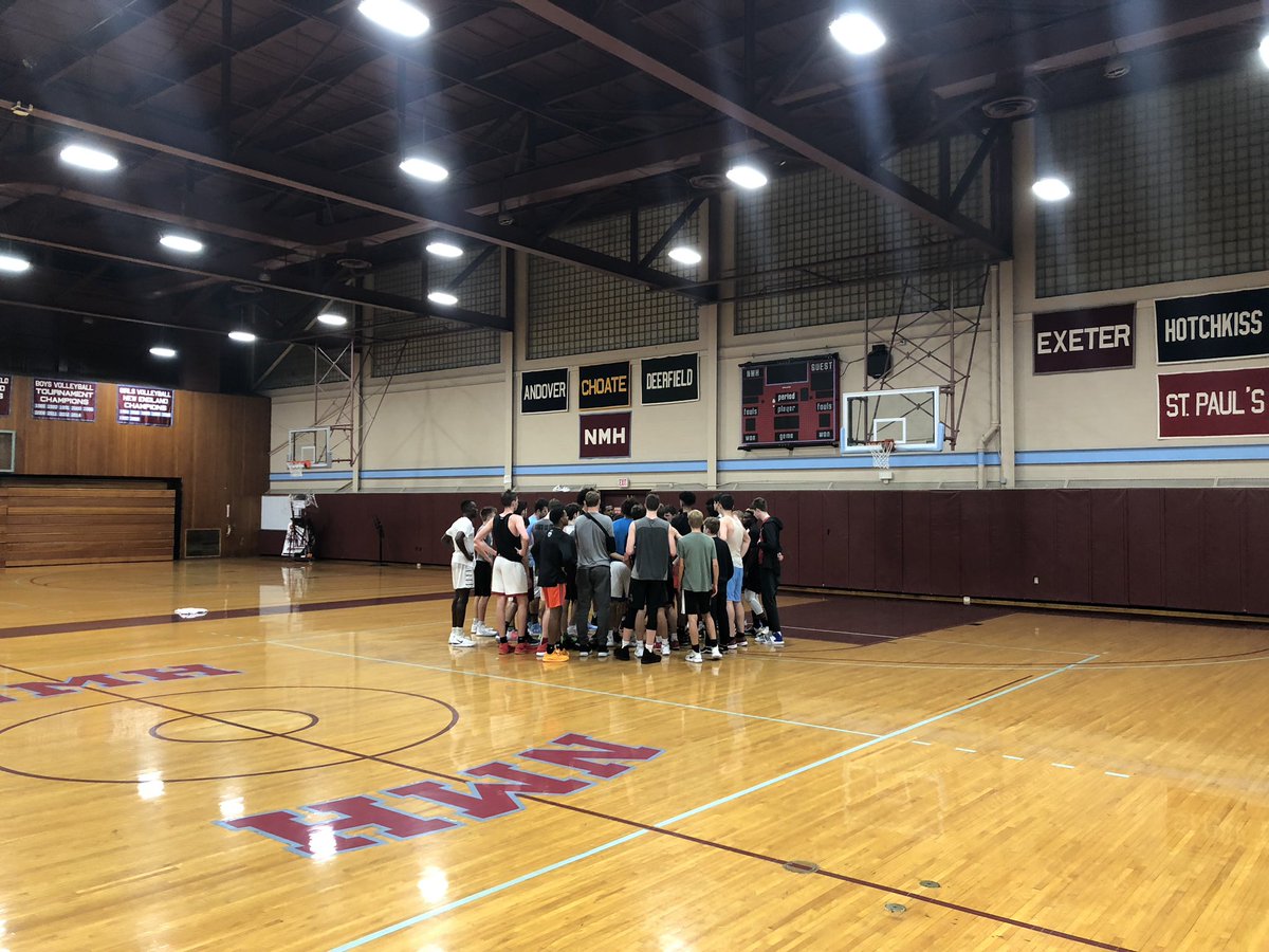 BlueWaveBBall's tweet photo. Thank you to @NMHbasketball Coach Carol and his team for hosting our guys tonight! Campus tour and open run is just what these guys needed to stay motivated. #ClassActProgram @MBRmaine @benonek44 @TreyBallew_23 @gabe79189851 @DierhowB @Clovejoy14 @askar_houssein @Pedrfl10 @pyzy26 https://t.co/uWOj3s5Nvj