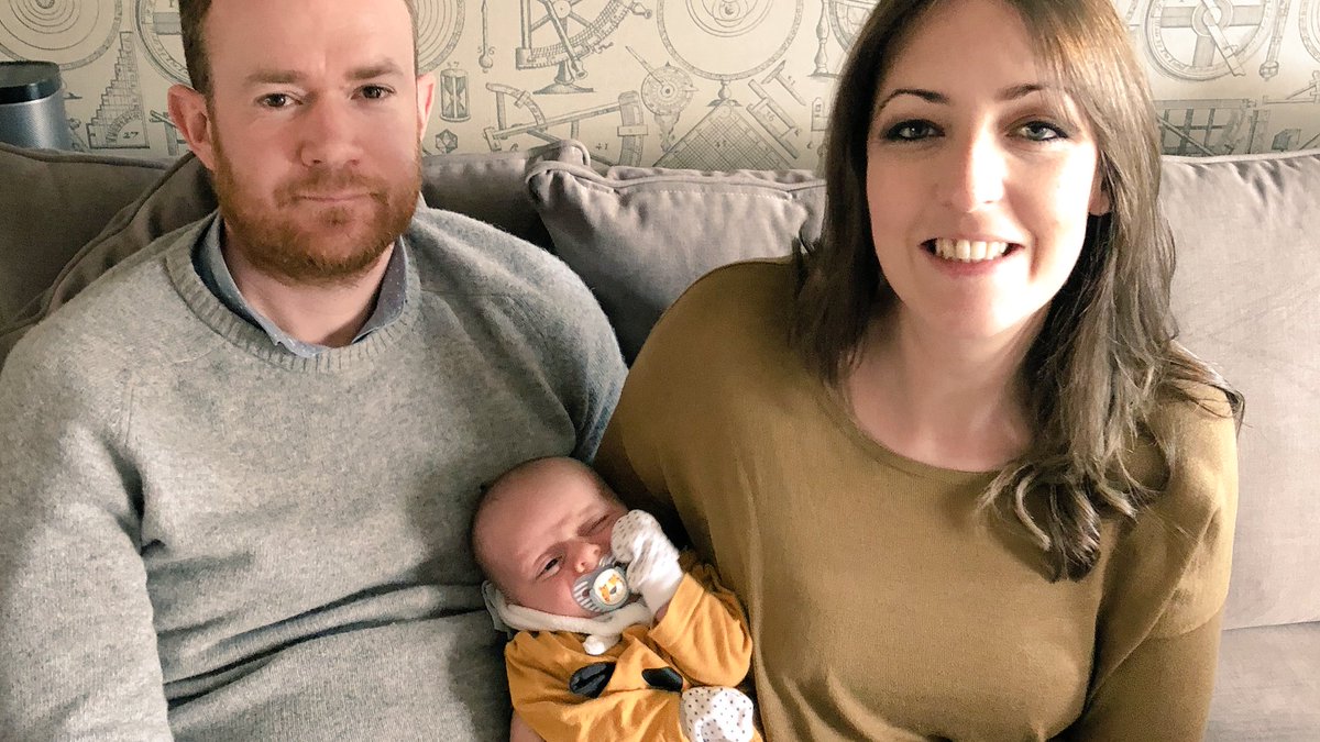 LeanneH1982's tweet photo. @ChrisEvans just wanted to say thank you for pointing out that men can share #maternityleave ! My husband &amp; I are sharing which has meant he’s experiencing everything like 1st swimming lessons etc! @BBCRadio2 #thankyou #paternity #teamworkmakesthedreamwork https://t.co/zeCt278bkJ