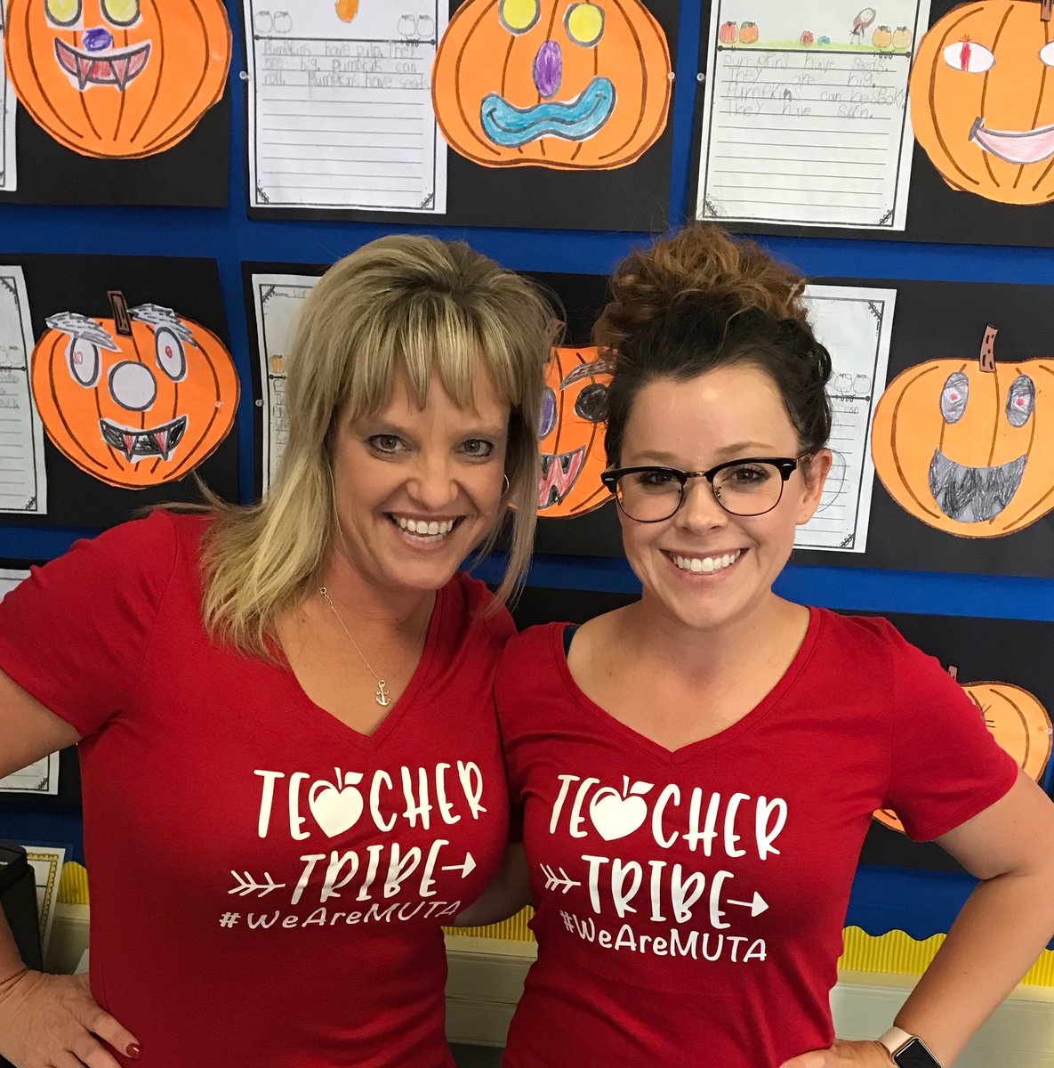 MaderaTeachers's tweet photo. Starting October off right. #WeAreMUTA https://t.co/HpE08998NU