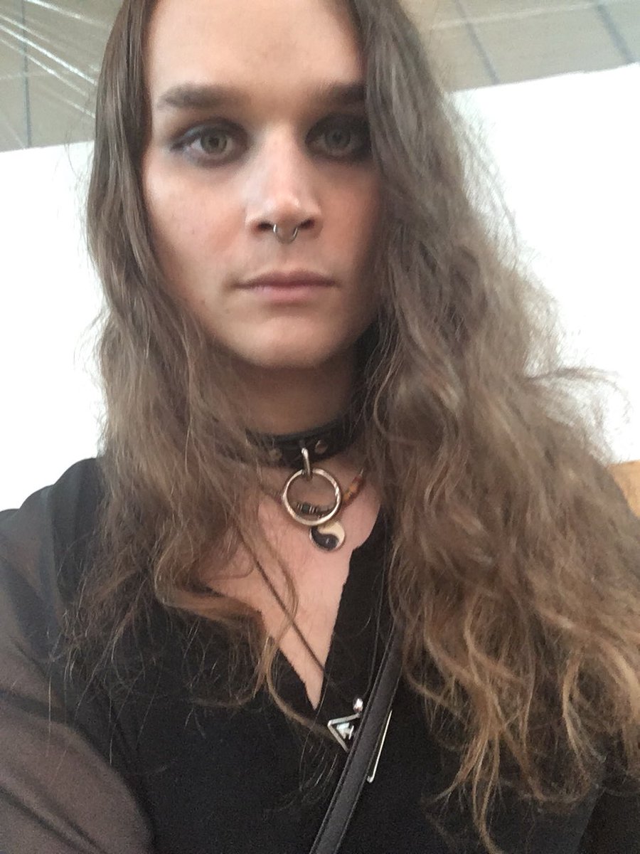 kyttyn666's tweet photo. I saw a client earlier tonight and he had a tattoo of Jesus on his upper back I thought that was kinda funny. #wwjd #tgirl #tgirlpositive #transgirl #sexworker #sexworkerstories #sugarbaby #findommes #findom #femdom #escortthoughts https://t.co/uueoPiyEG3