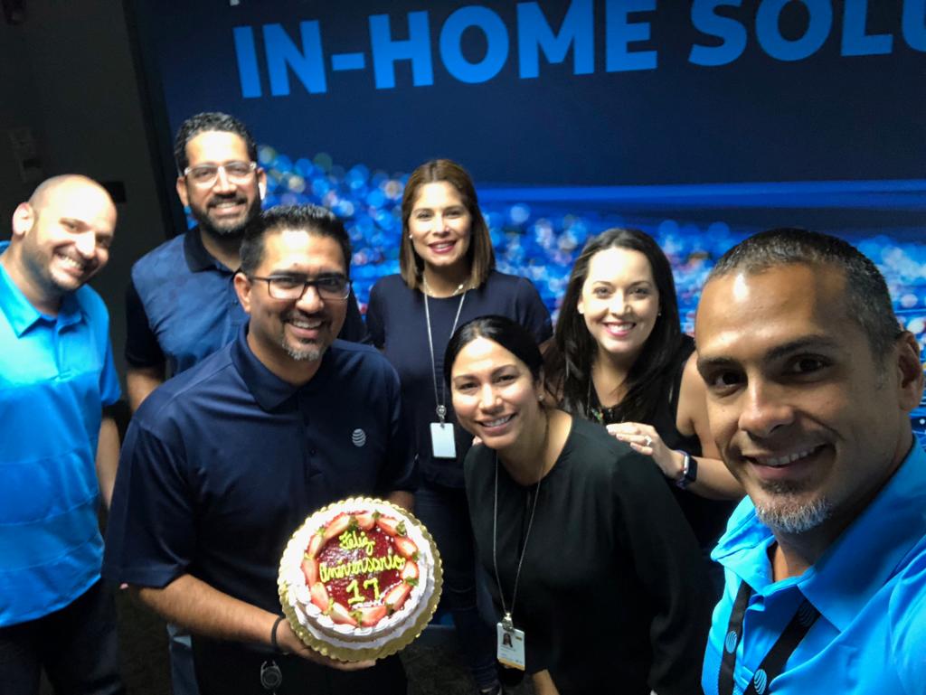 CndidoMuoz2's tweet photo. 17 yrs working for the best telecommunications company in the world and counting... So many great memories during all these years. Thanks to all my coworkers, customers, friends and family for all the support.
#IHXTHEISLANDERSPR https://t.co/vetAlEAKDW