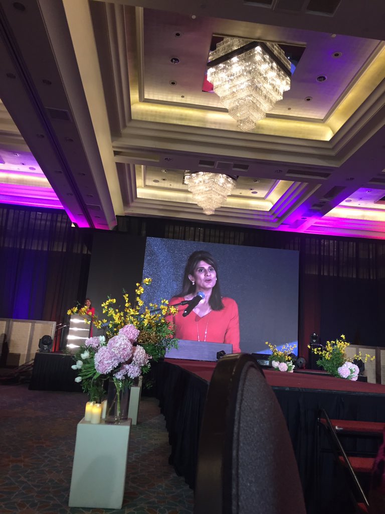 datozuraidah's tweet photo. #2018WCC @uicc @canceractionmy #NCSM Pink Brunch - HRH Queen 👸 of Johor, HRH Royals and dignitaries gracing the event esp fashion shows by Cancer Survivors. Wonderful event! #Bravo #FollowDZA https://t.co/sO8fTNtLVx