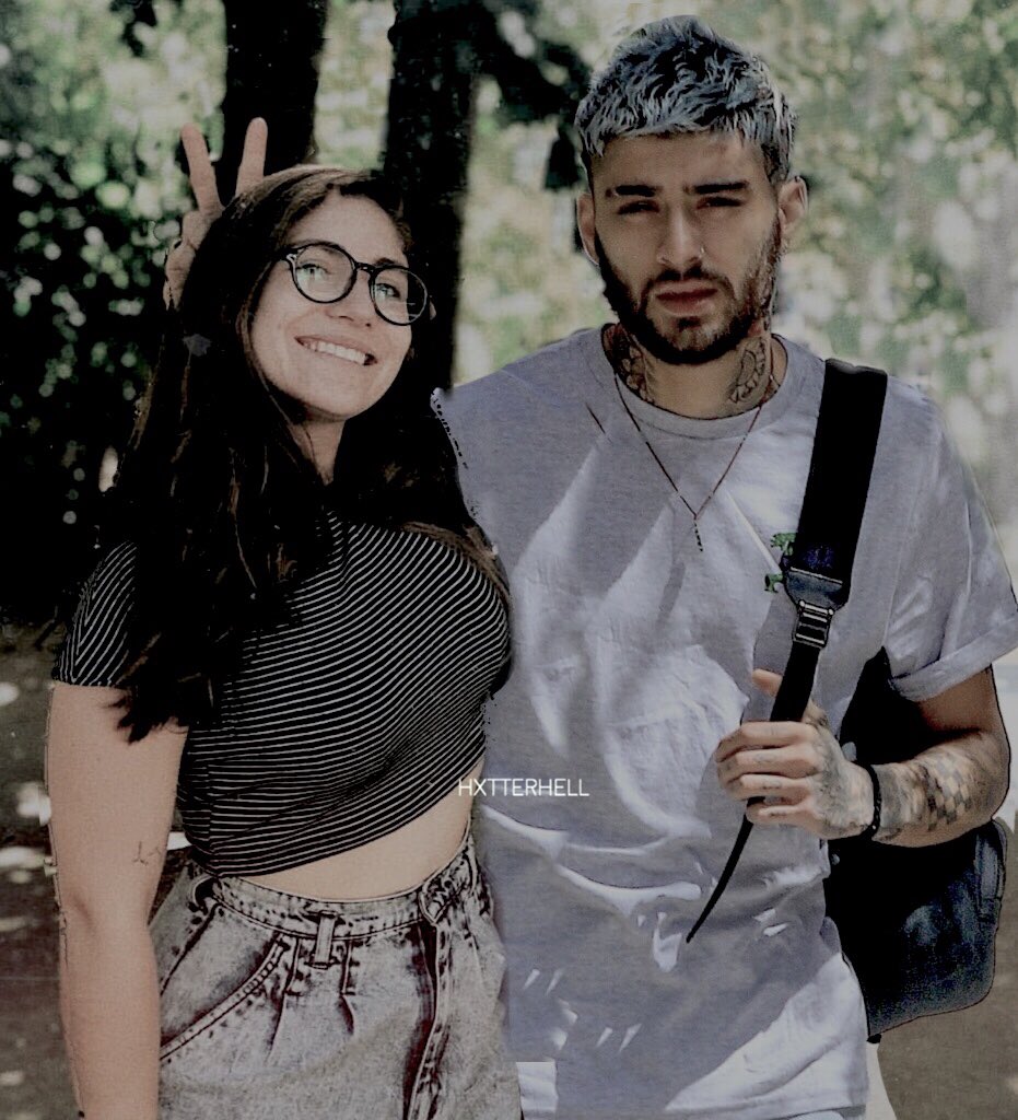 hxtterhell's tweet image. ┋❝Pintas el cielo, eres el tiempo, la tempestad que vino a cambiar mi sequía.
¿Y cómo he de pagarte por tanto amarme?❞