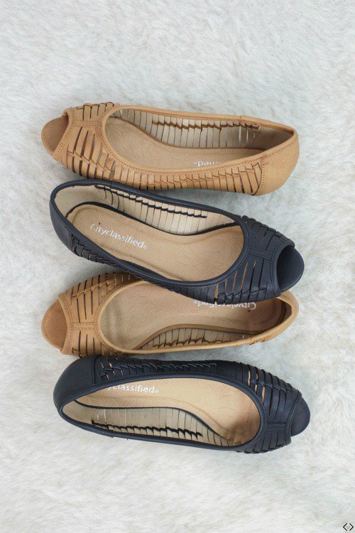 MommyMusings's tweet image. 👠👠 &amp;gt;&amp;gt; shrsl.com/1762g TWO Pairs of Shoes for ONLY $30.00 + FREE Shipping w/code: 2FORLOW #Deals #CentsofStyle #fashion #couponcodes #affiliate