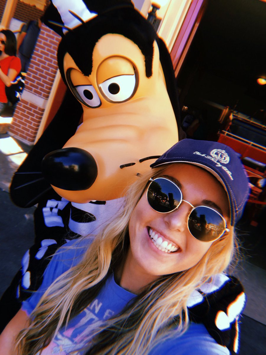 beka_rogerthat's tweet photo. It only took 24 years to get here to celebrate 🎈🎂 https://t.co/Ev6wXJGbrP