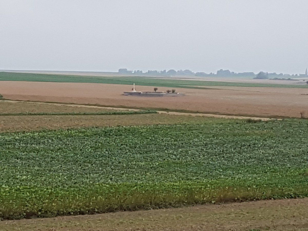 BBTLLP's tweet photo. #PicOfTheDay Well off the beaten track & very much secluded, in the fields of the village of #Lechelle is #FivePoints @CWGC #Cemetery #PasDeCalais #France.Just over 100 men now stand easy here, many being buried by #FieldAmbulance & #CCS stationed here in 1918 #WeWillRememberThem https://t.co/3RAVmJBu4s