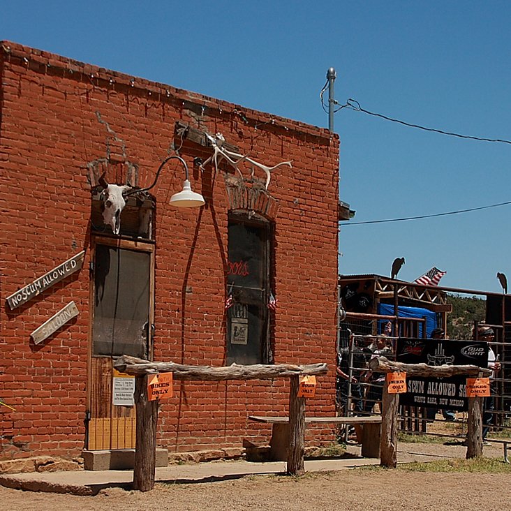 505Nomad's tweet photo. A saloon where the pavement ends and the West begins - https://t.co/wqegXkhFz0

#NewMexico #roadtrip #OldWest #ghosttown #travel #OfftheBeatenPath #greatbars https://t.co/Mn3WkPG9Qk